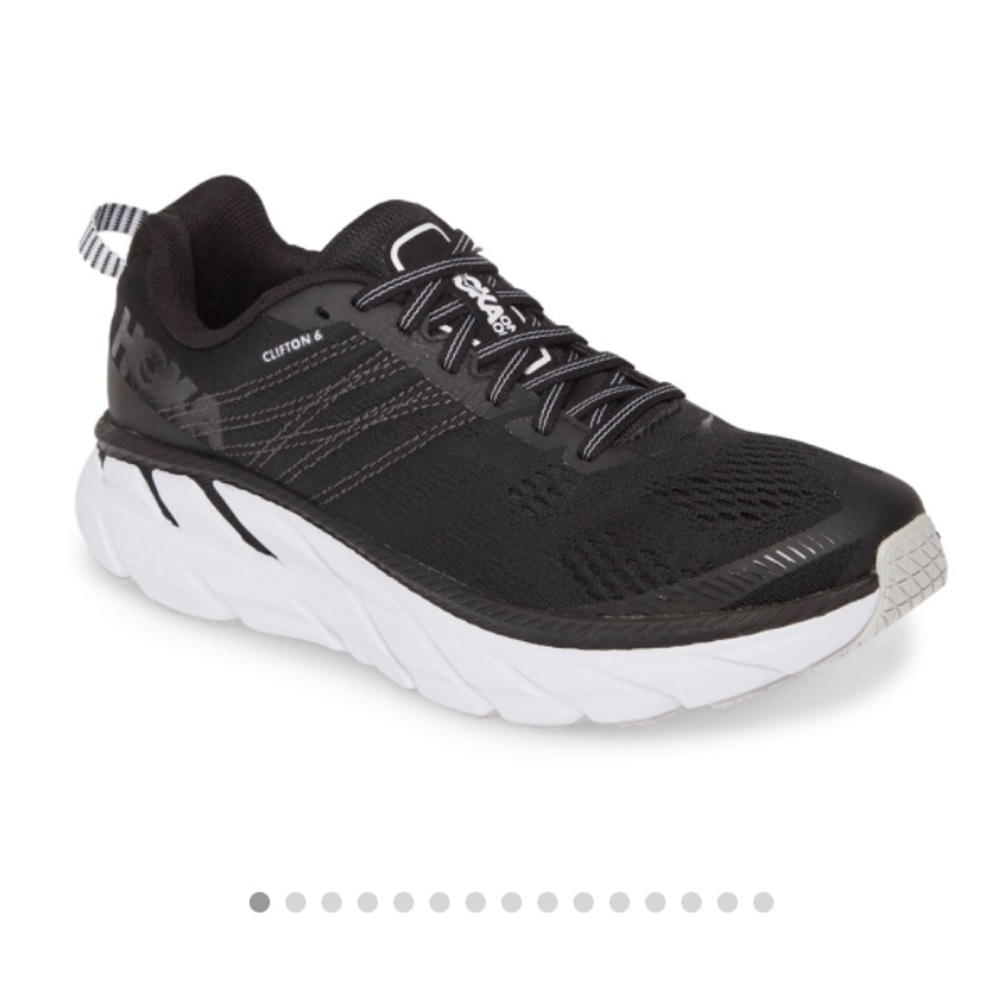 Hoka one one women’s Clifton 6